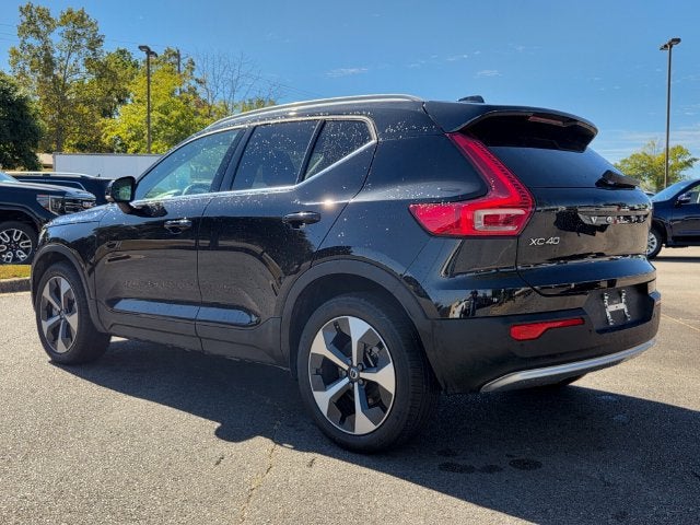2024 Volvo XC40 Plus Bright Theme