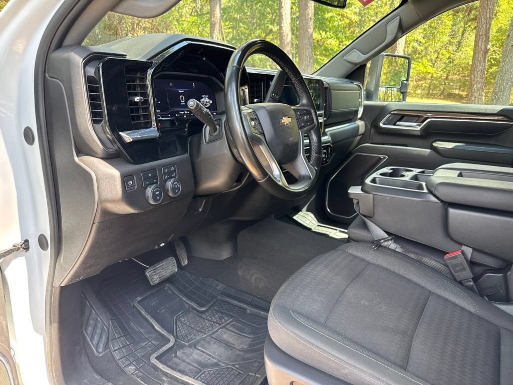 2025 Chevrolet Silverado 3500 HD LT DRW