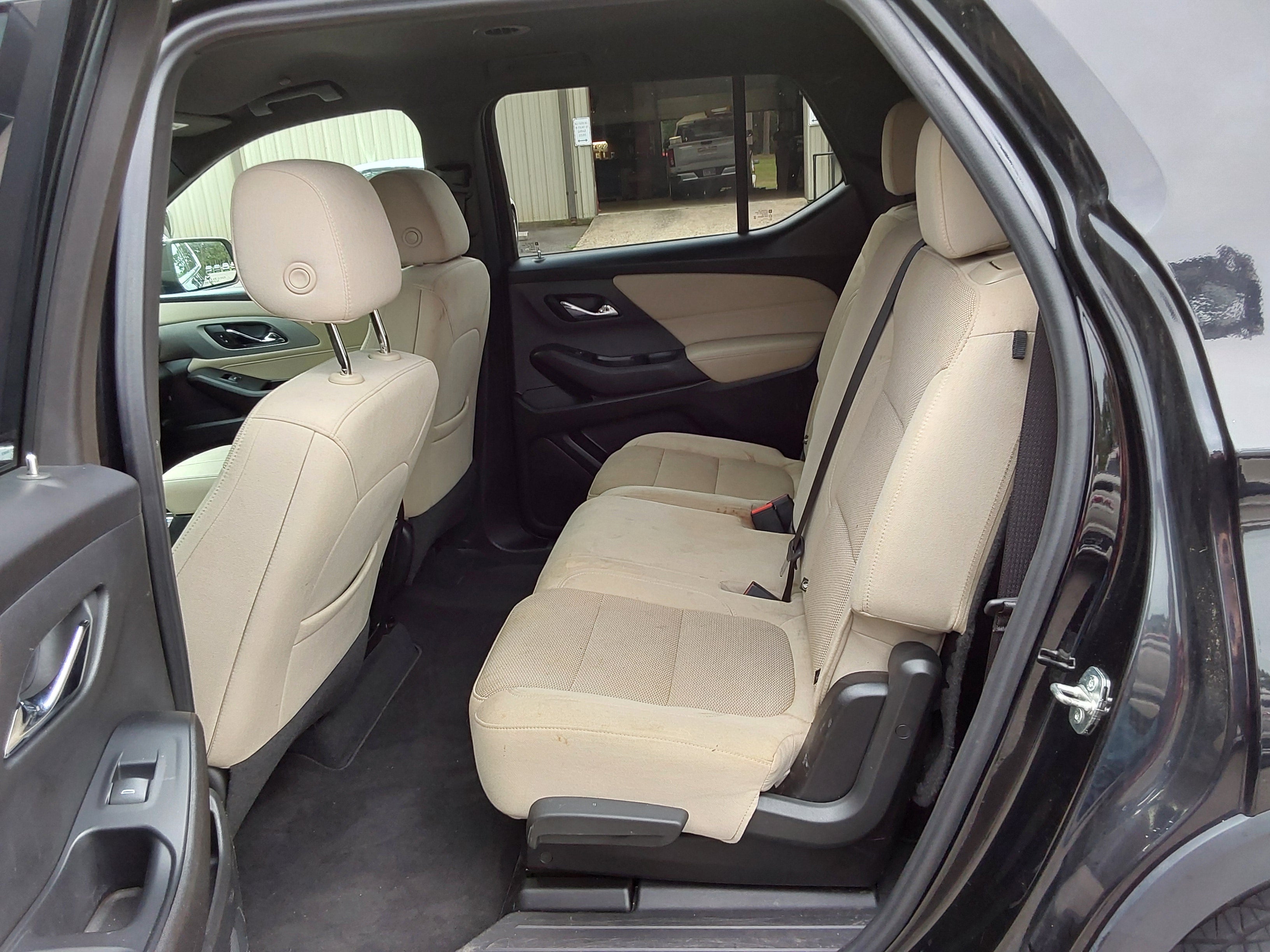 2022 Chevrolet Traverse LS