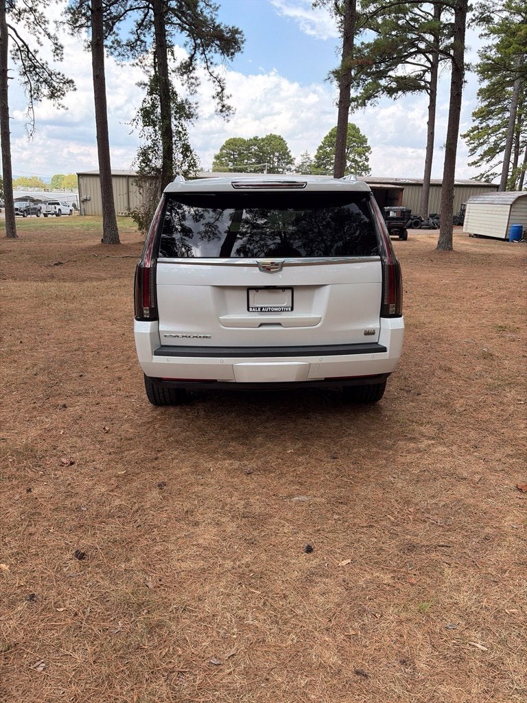 2020 Cadillac Escalade Platinum