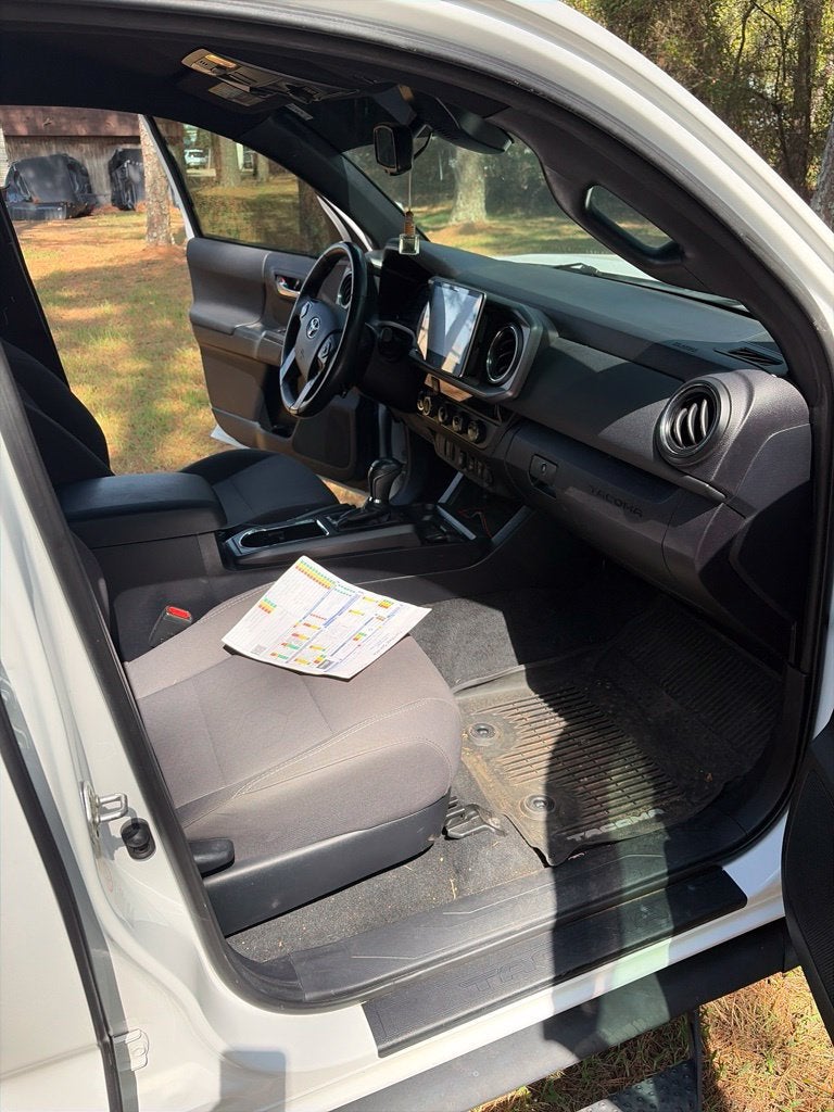 2018 Toyota Tacoma SR