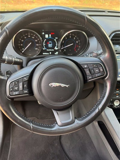 2019 Jaguar F-PACE 25t Premium