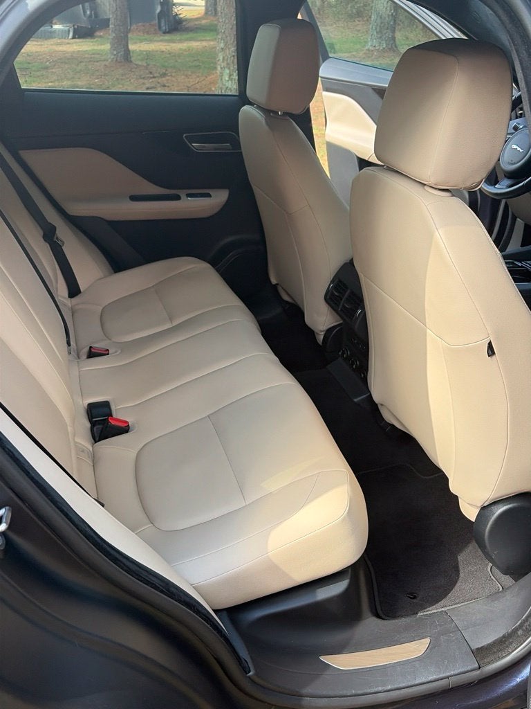 2019 Jaguar F-PACE 25t Premium