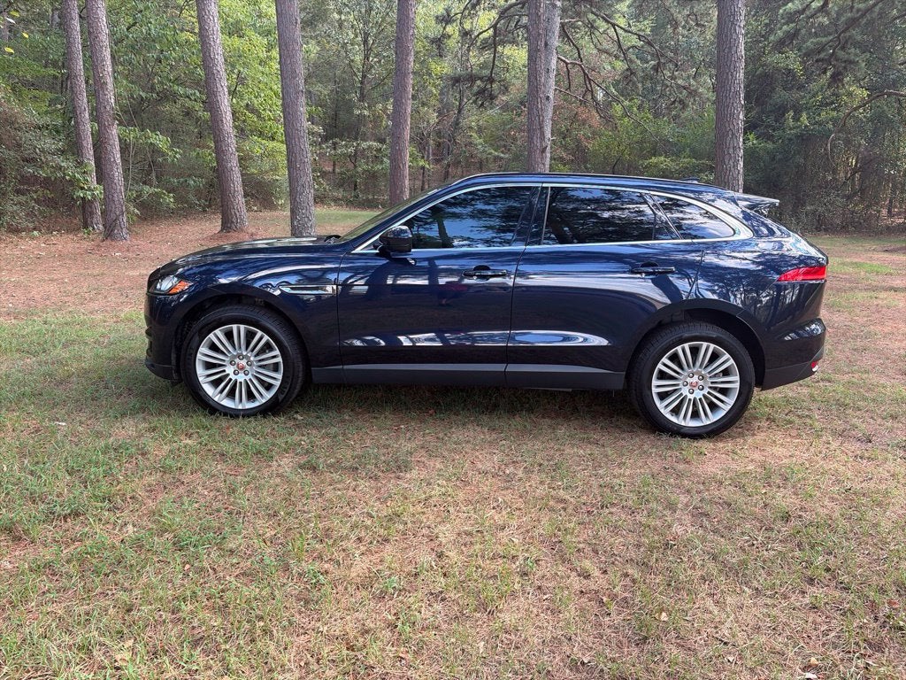 2019 Jaguar F-PACE 25t Premium
