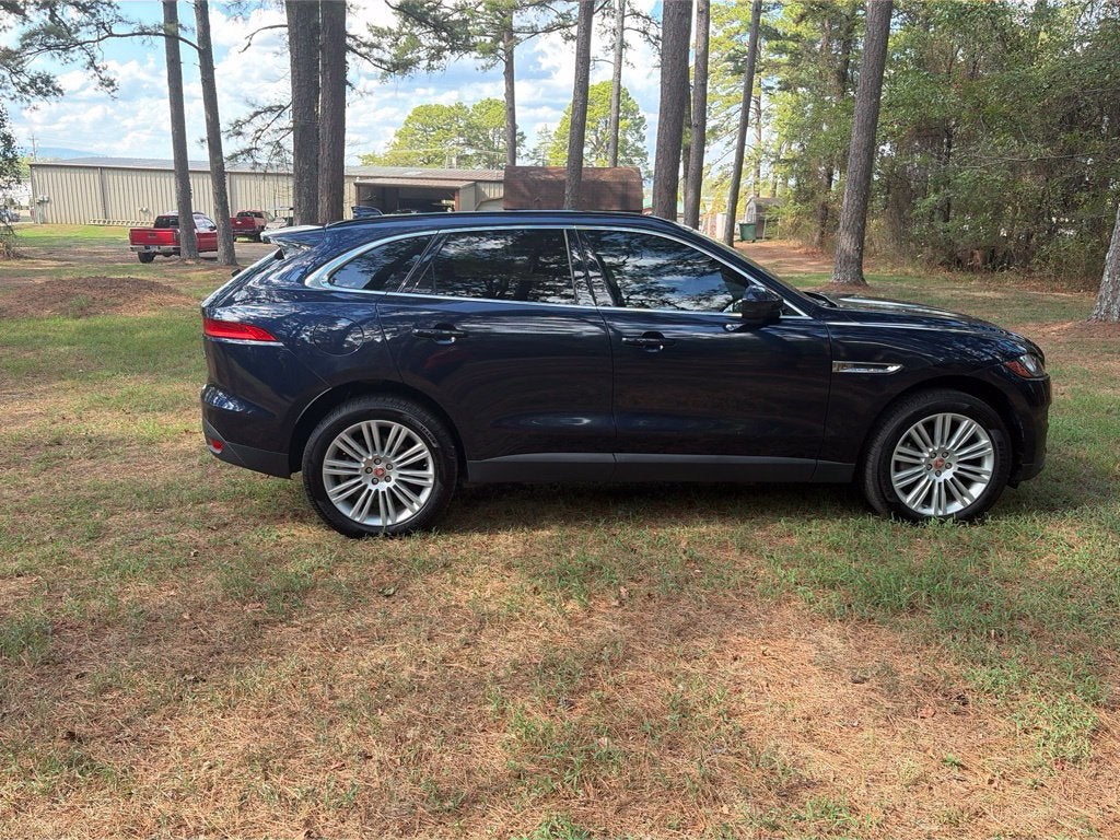 2019 Jaguar F-PACE 25t Premium
