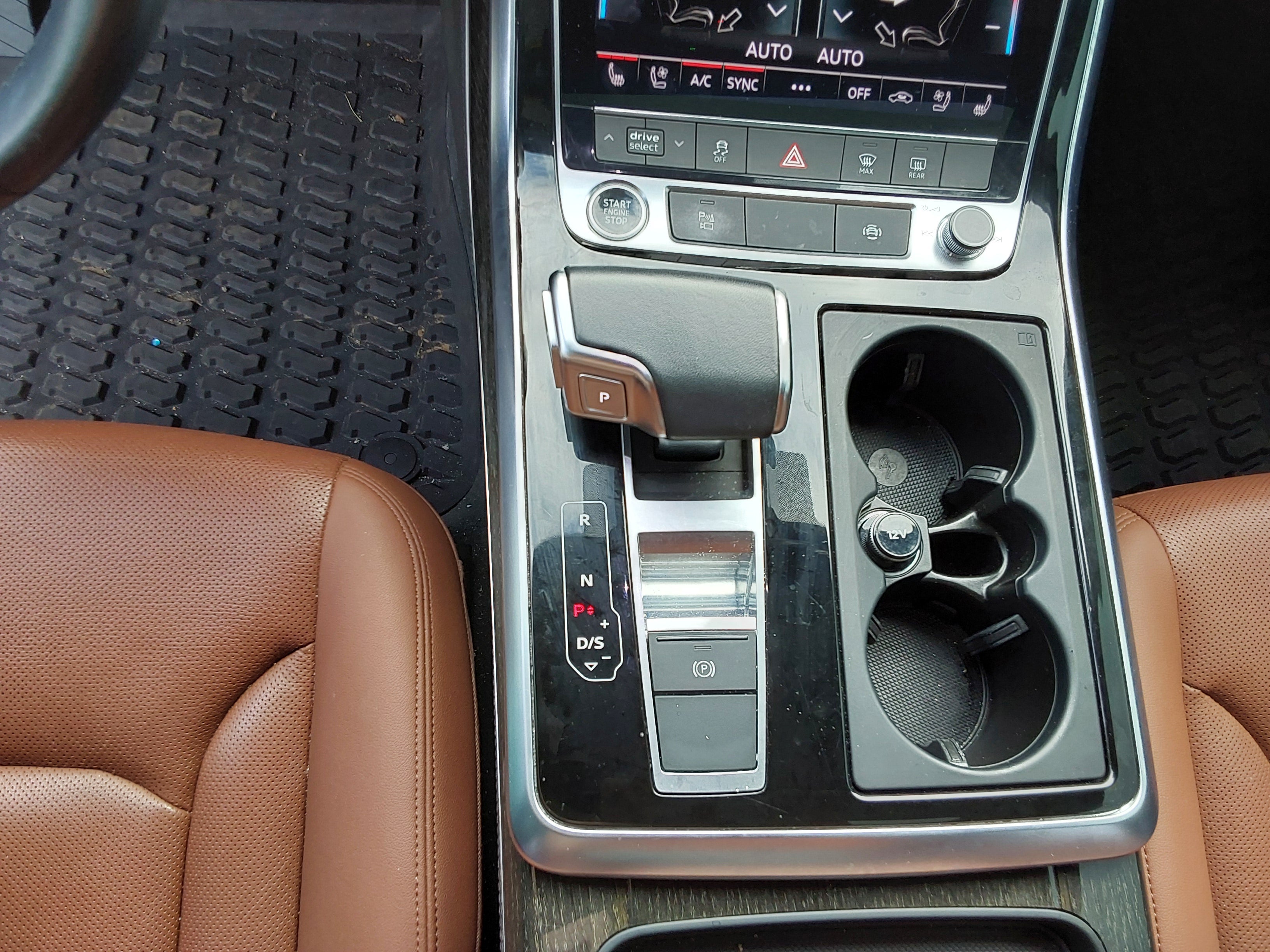 2022 Audi Q7 Premium Plus